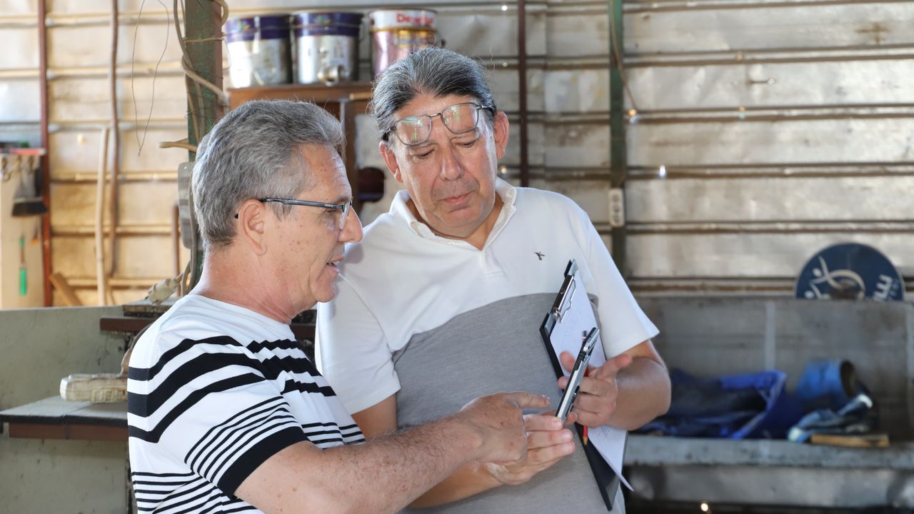 Başkan Tetik sabah mesaisine sahada başladı.. Nazilli Belediyesi’nden sürpriz proje