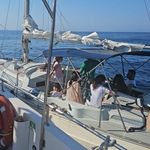 Sürüklenen yelkenli teknedeki göçmenler kurtarıldı