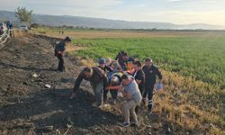 Viraja hızlı giren otomobil ve motosiklet ardı ardına kaza yaptı: 1 yaralı