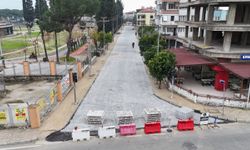 Nazilli Belediyesi'nden 268 sokakta yol yenileme çalışması