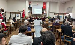 Ellerini kullanamayan Erol, burnuyla 328 sayfalık kitap yazdı