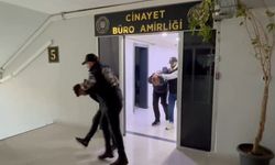 17 yaşındaki kız arkadaşı ve annesini tüfekle vurdu