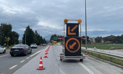 Otoyoldaki çalışma nedeniyle trafik durma noktasına geldi
