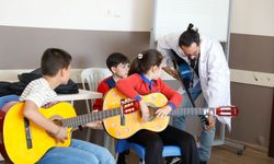Başkan Çerçioğlu’ndan sanatçılara destek