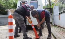 Nazilli'de izinsiz asılan tabela ve dubalar söküldü
