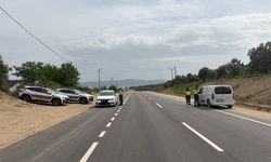Jandarma trafik kontrollerine devam ediyor
