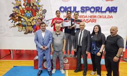Aydınlı Ebrar Türkiye üçüncüsü oldu
