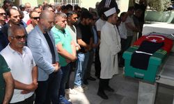 Kazada hayatını kaybeden belediye işçisi toprağa verildi
