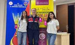 Jandarma liseli gençleri bilgilendirdi