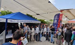 Buharkent’te Yazlık Fide Dağıtımına Yoğun İlgi