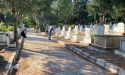 Sıcak hava kabir ziyaretlerini de etkiledi