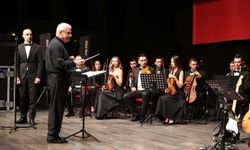 Aydın Büyükşehir Belediyesi, şair Nazım Hikmet'i andı