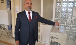 Başkan Civlez’e doğum gününde onurlu görev