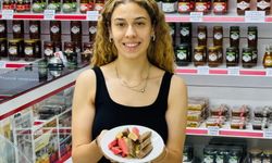 Yazın vazgeçilmezi rengarenk yaz helvaları tezgahta