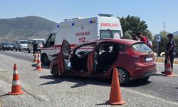 Didim Belediyesi Kültür Müdürü kaza yaptı: 14 yaşındaki kızı hayatını kaybetti