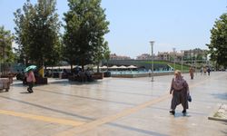 Sıcaklar arttı, sokaklar boş kaldı