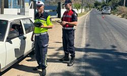 Jandarma ekiplerinden şok trafik uygulaması