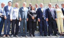 Büyükşehir’in ilk misafiri Bakan Bak oldu