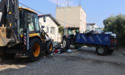 Nazilli Belediyesi çöp evi temizledi