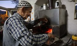Bu köyün kıraathane kültürü bir asırdır değişmedi