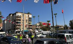 Nazilli Meydanı’nda kaza! Elektrikli bisiklet sürücüsü yaralandı