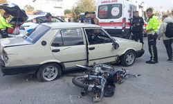 Hatalı sollama kaza getirdi: 2 yaralı