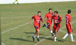 Gençlik fırtınası Pınarbaşı’nda esti.. 4-1’lik zaferle zirve yolunda