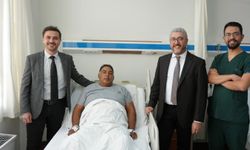 Aydın’da ilk kez ağız içinden alınan doku ile yeni idrar yolu oluşturuldu