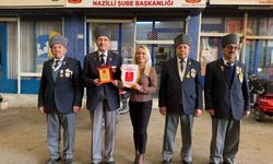 Nazilli’de kadın muhtara büyük onur