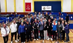 Özel sporcular masa tenisinde Aydın il birinciliği için mücadele etti