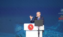 Cumhurbaşkanı Erdoğan: Bizimle laf değil eser, hizmet yarıştırın