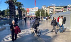 Aydın’da güneş yüzünü gösterdi, çarşıya bahar havası geldi