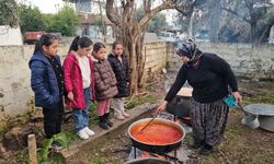 Öğrenciler, velileri ile iftarda buluştu