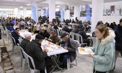 Binlerce vatandaş Aydın Büyükşehir’in iftar sofralarında buluşuyor