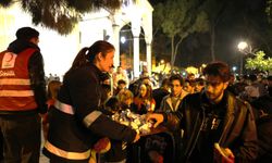 Aydın Büyükşehir Belediyesi’nden Kadir Gecesi’nde lokum ikramı