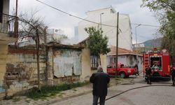Alevler evi sardı, mahallede panik yaşandı
