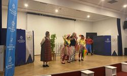 Başkan Çerçioğlu İncirliova’da çocukları tiyatro ile buluşturdu