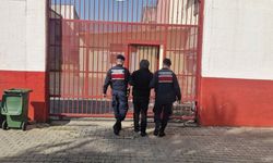 Hapis cezasıyla aranıyordu jandarmadan kaçamadı