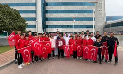 Katar'da mahsur kalan Aydınlı sporcular Türkiye'ye geldi