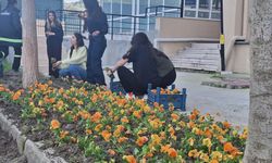 Yurt bahçesi gönüllü öğrencilerle bahara hazırlandı