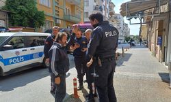 Çatıda yaktığı kablo ekipleri harekete geçirdi