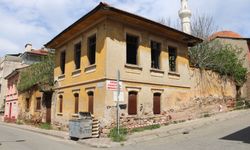 Tarihi konağın duvarı yıkıldı, gerçek ortaya çıktı