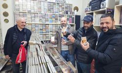 Nazilli’de teknolojiye direndi, 50 yıldır plak ve kaset satıyor