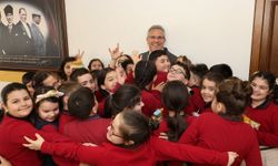 Nazilli Belediye Başkanı Dr. Ertuğrul Tetik’ten 23 Nisan mesajı