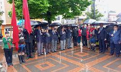 Nazilli’de 23 Nisan töreni yağmura rağmen gerçekleşti