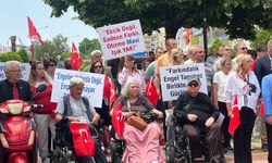 Nazilli’de engellilerden bandolu farkındalık yürüyüşü