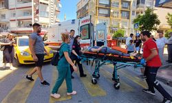 Yolun karşısına geçmek isteyen kadına taksi çarptı: 1 yaralı