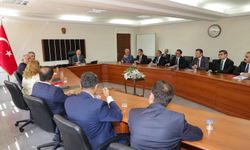 Vali Varol, kaymakamlarla koordinasyon toplantısında bir araya geldi