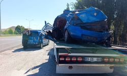 Trafik kazasında anne, baba ve 8 aylık bebek öldü