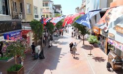 Nazilli Belediyesi ilçeyi Türk bayrakları ile donatıyor